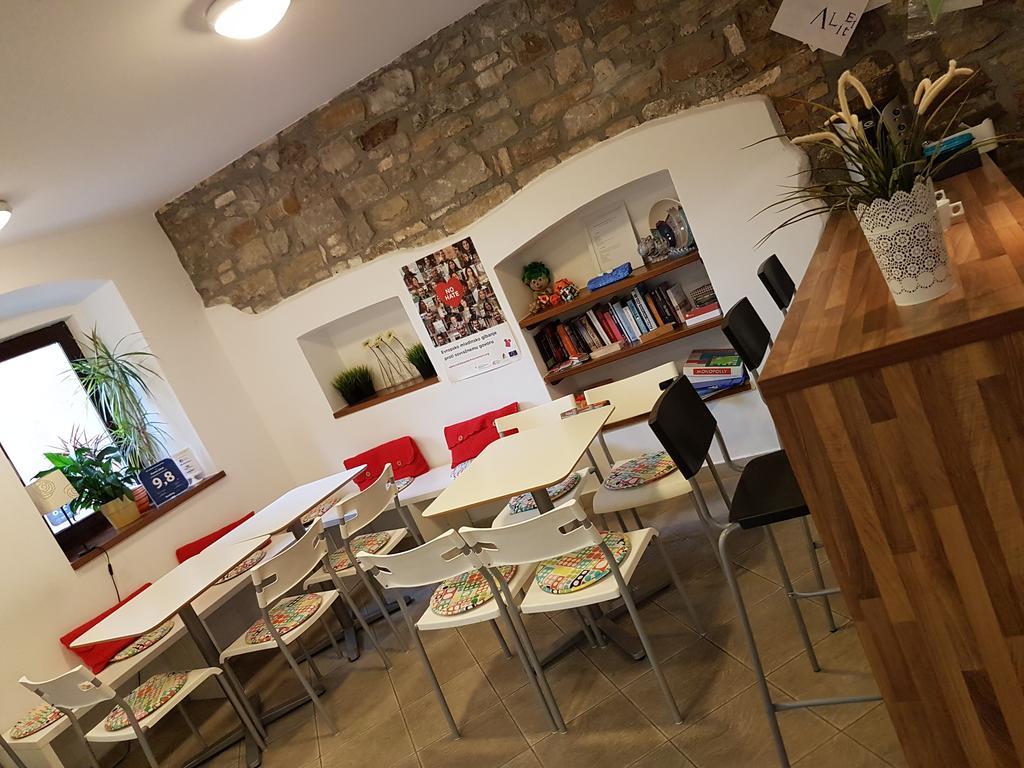 Hostel Alieti イゾラ エクステリア 写真
