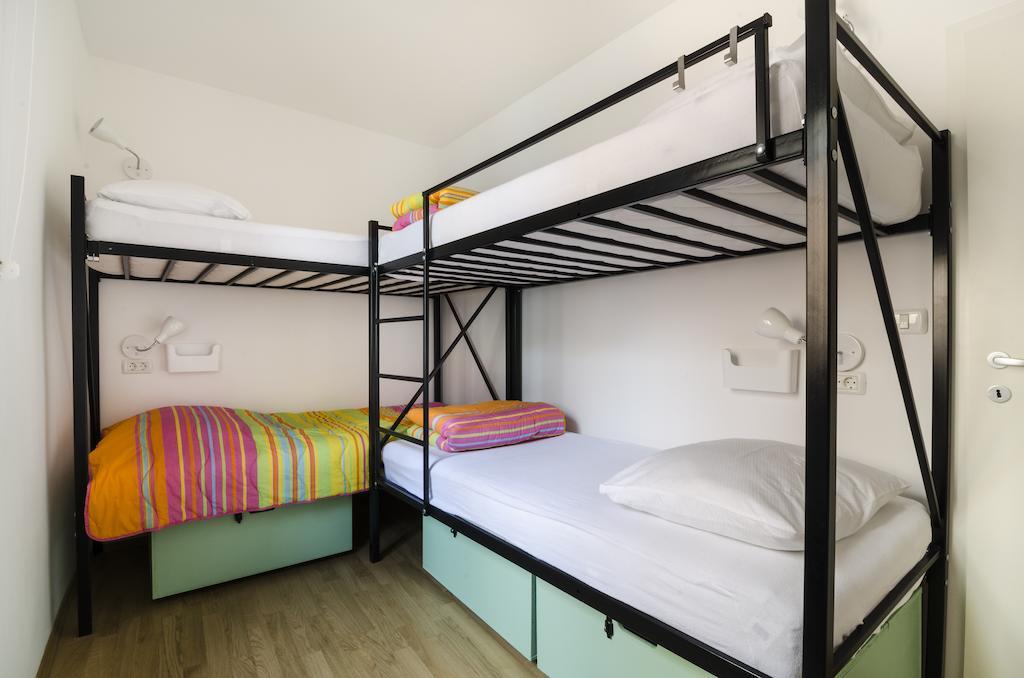 Hostel Alieti イゾラ 部屋 写真