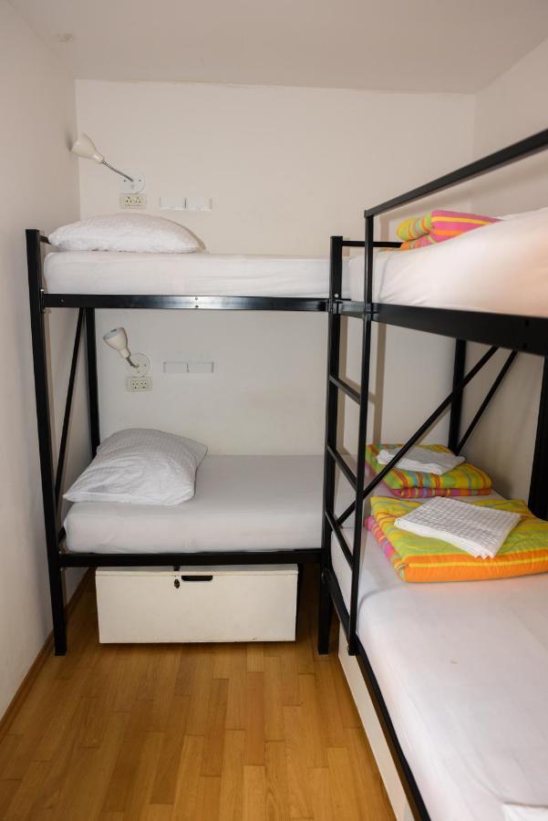 Hostel Alieti イゾラ エクステリア 写真